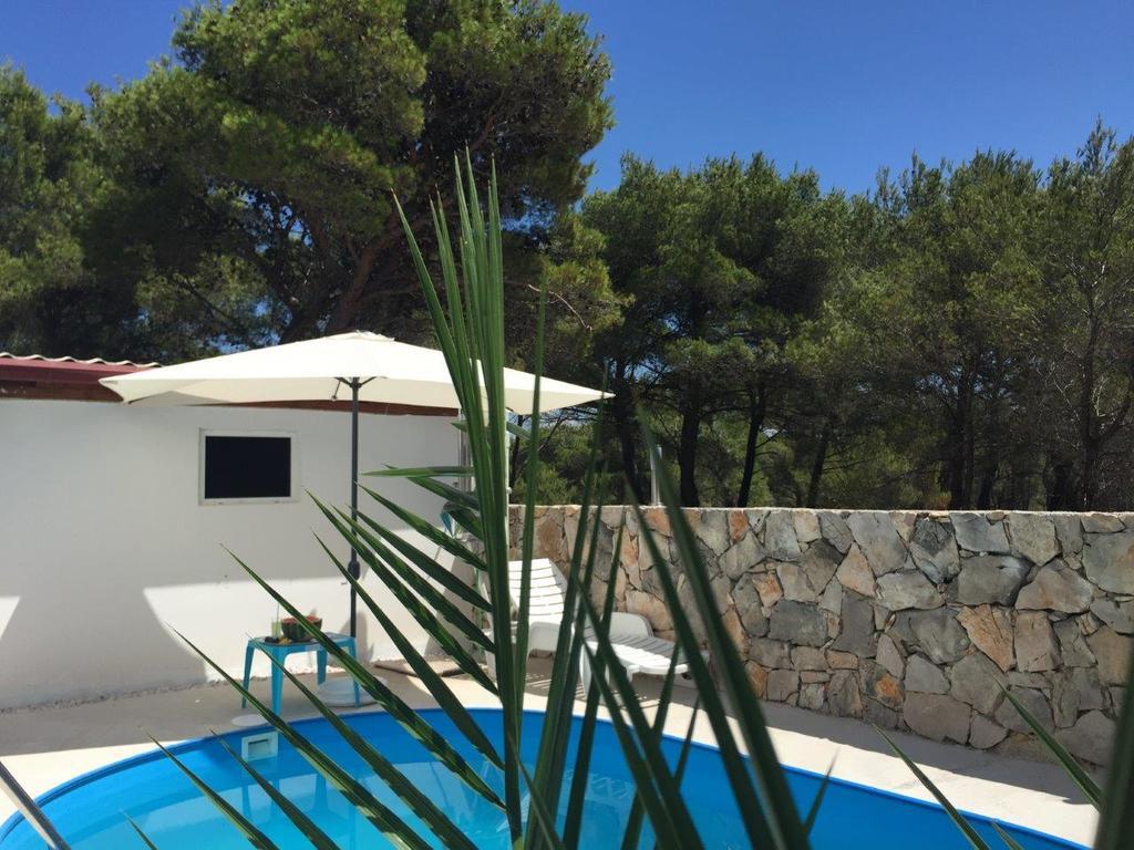 Appartamento Apartman Fox Pirovac Esterno foto