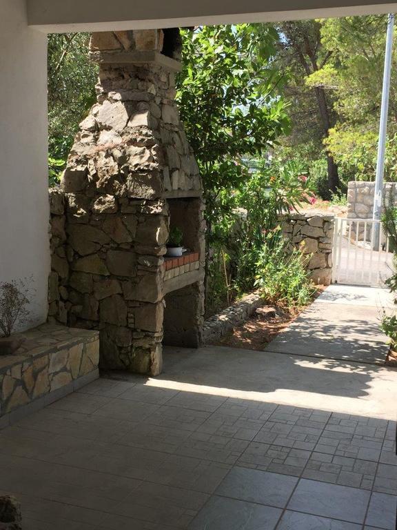 Appartamento Apartman Fox Pirovac Esterno foto